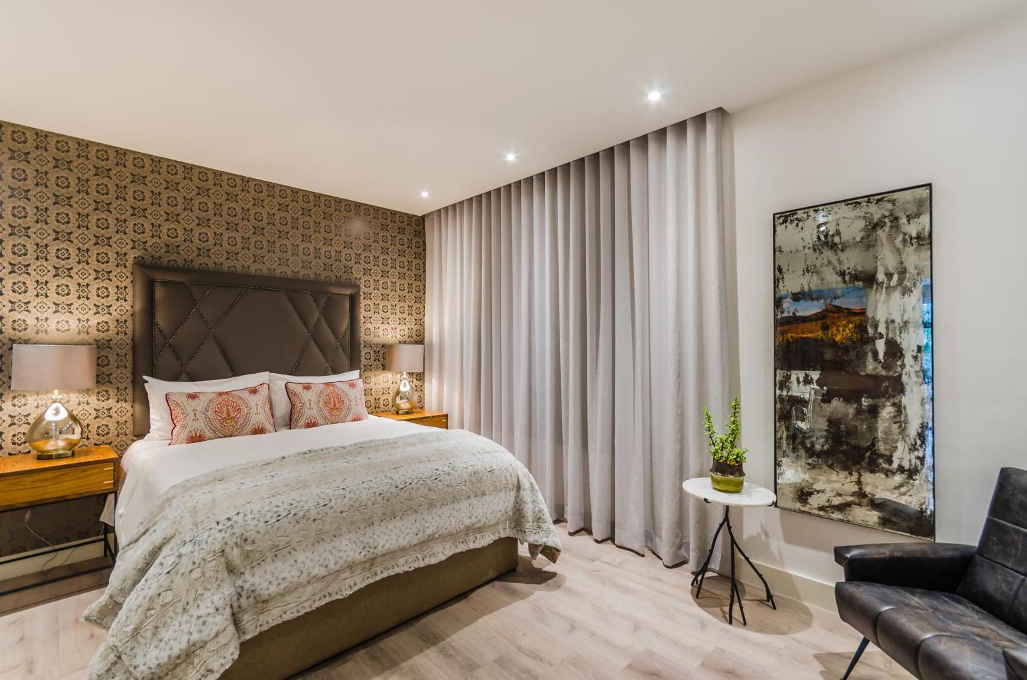 107 Dorpstraat Boutique Hotel
